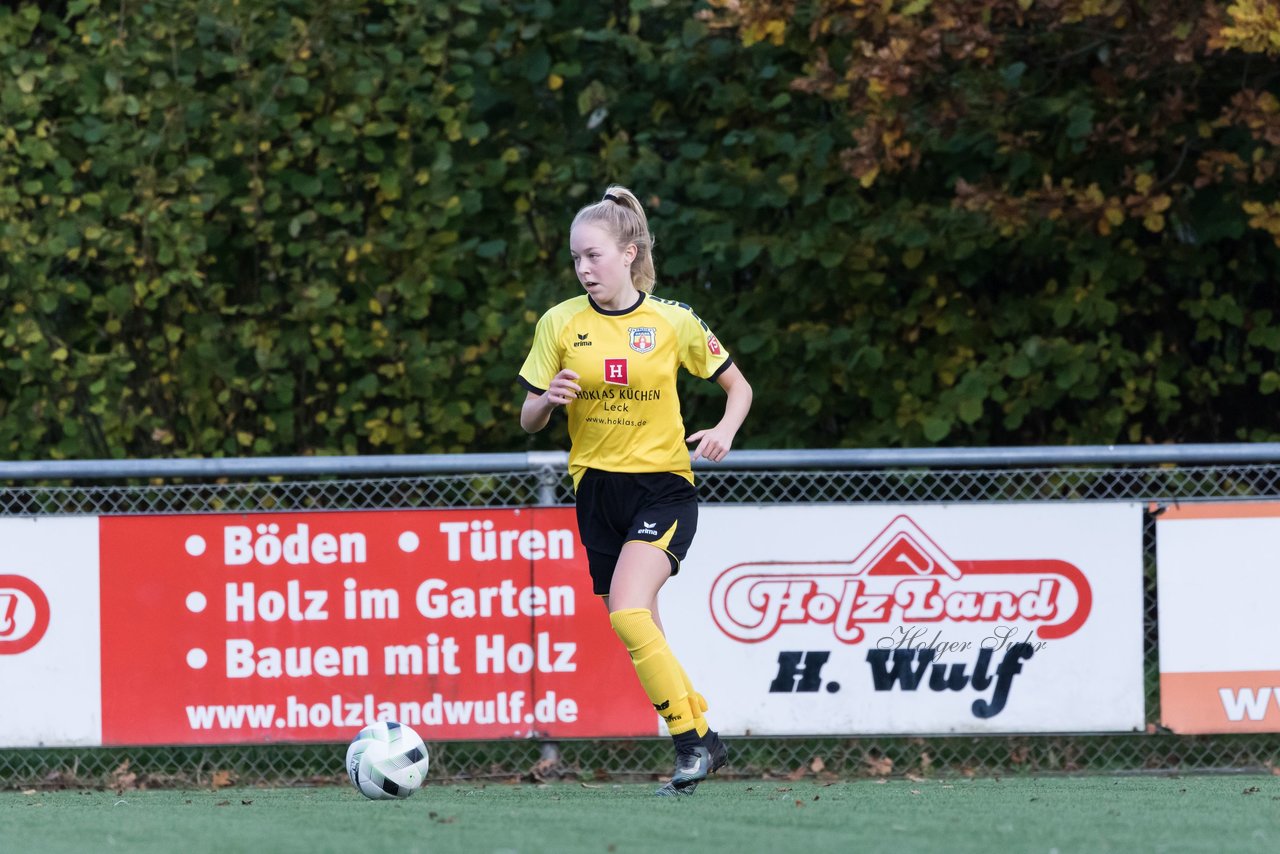 Bild 222 - F SSC Hagen Ahrensburg - SV Frisia 03 Risum-Lindholm : Ergebnis: 2:0